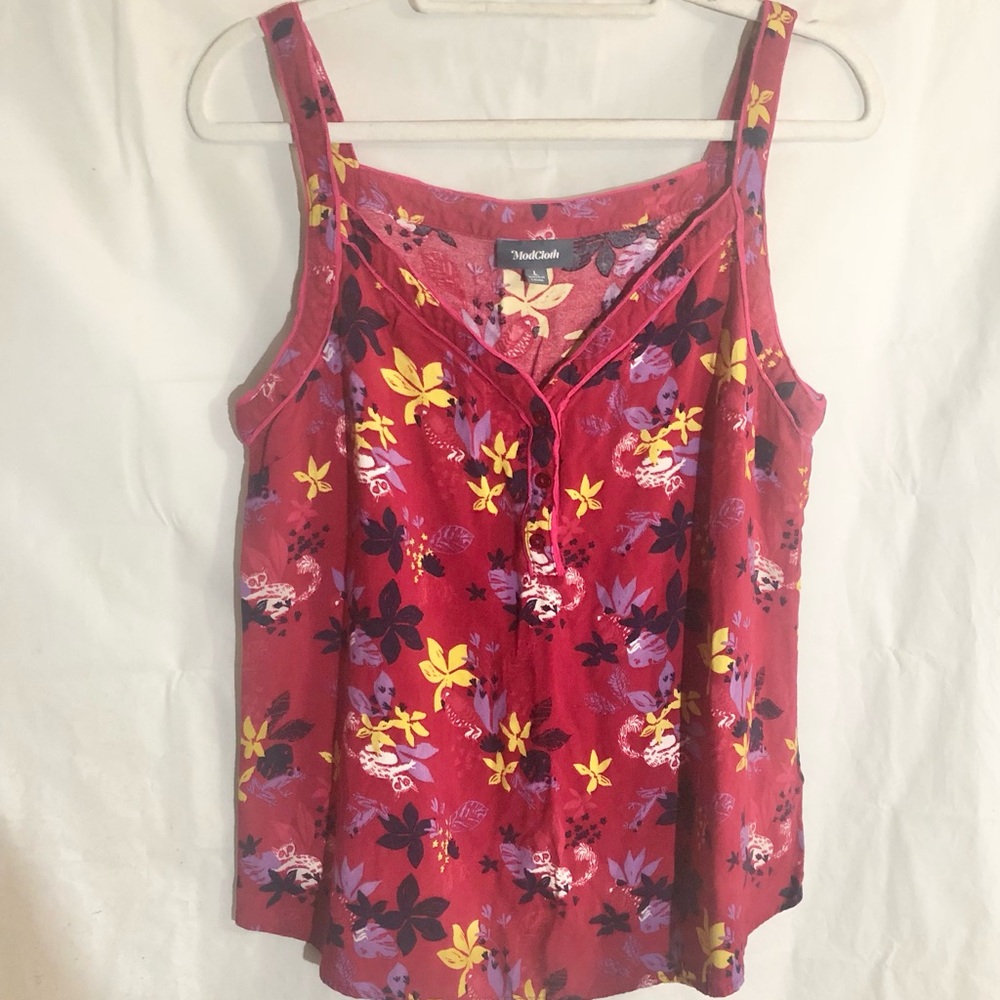 ModCloth Animal Tank Sz L Top Shirt Muskrat Furry Fun Wide Strap Vacation Cruise